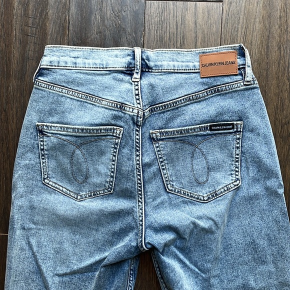 Calvin Klein Jeans 26 - Picture 9 of 9